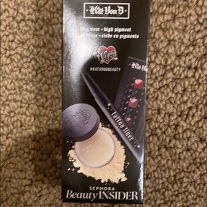 Lipstick pods, eyeliner, setting powder